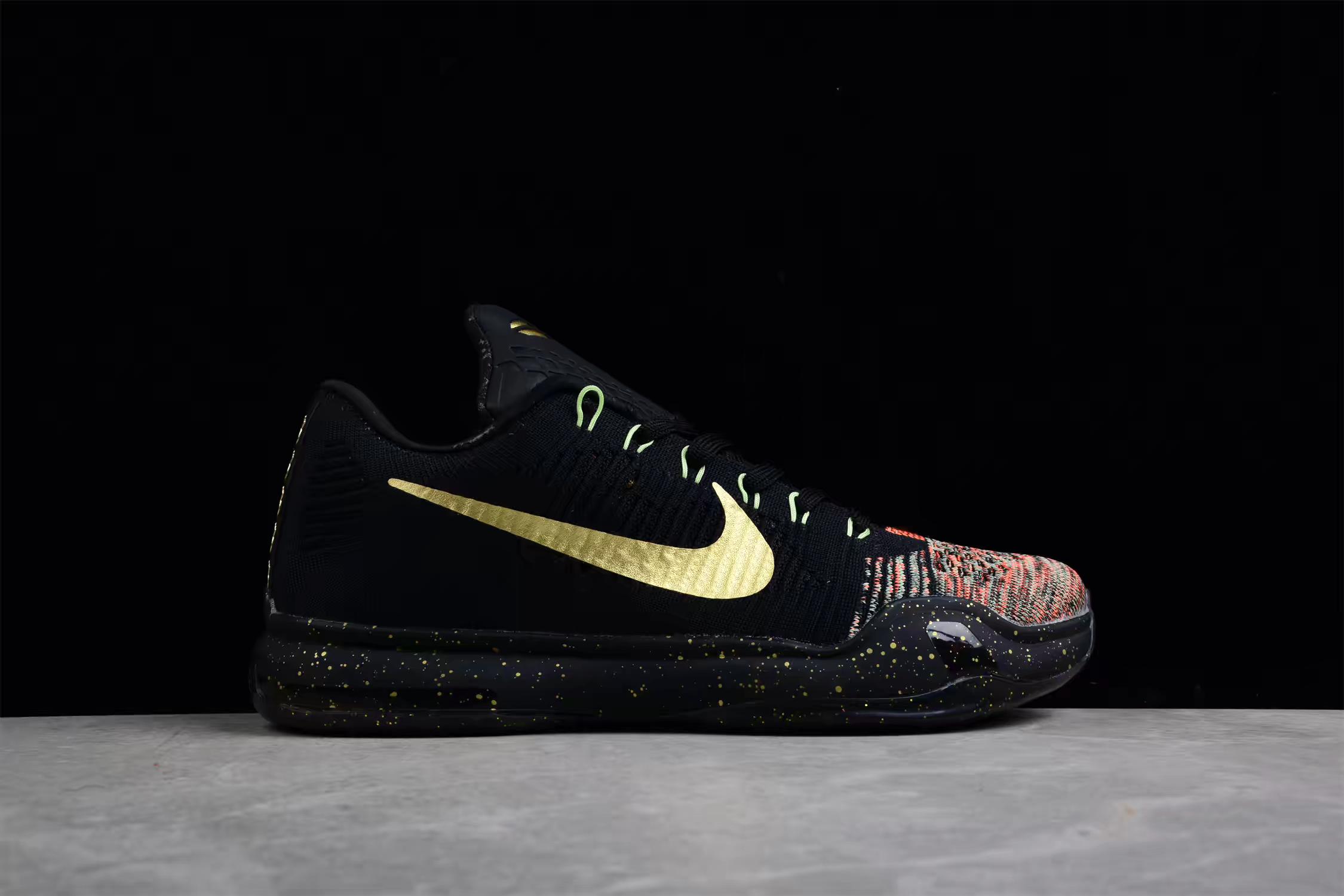 Nike Kobe 10 Elite Low Christmas